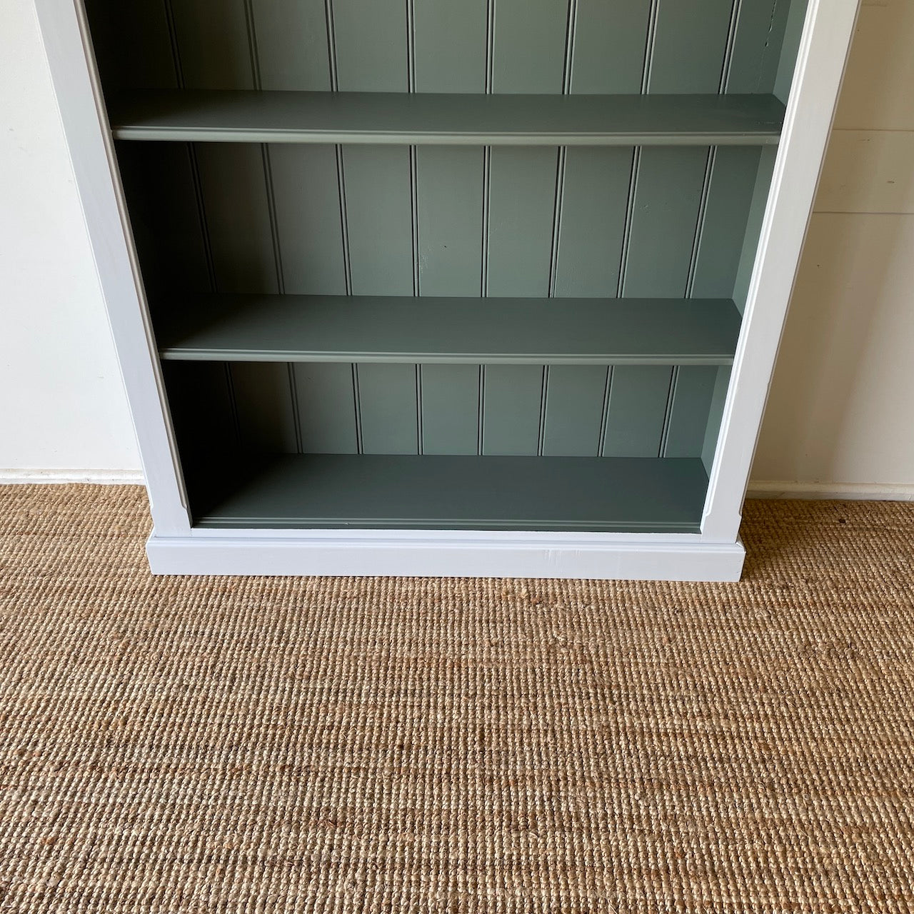 Country Farmhouse Bookshelf