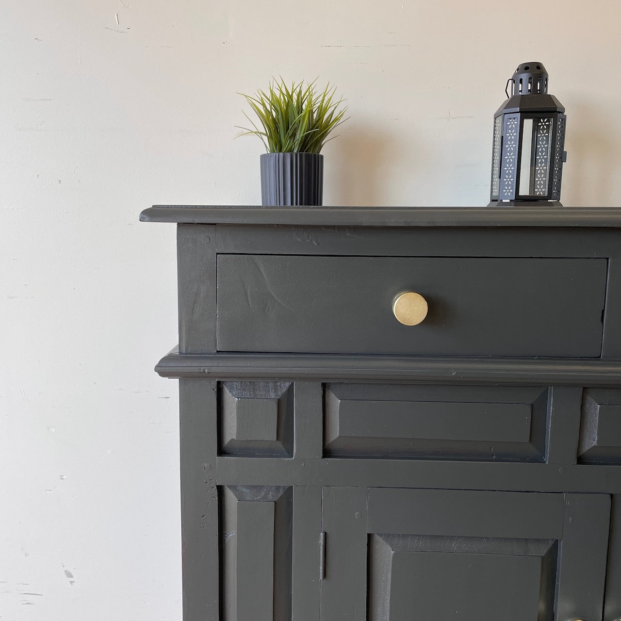 Hamptons Country Cabinet
