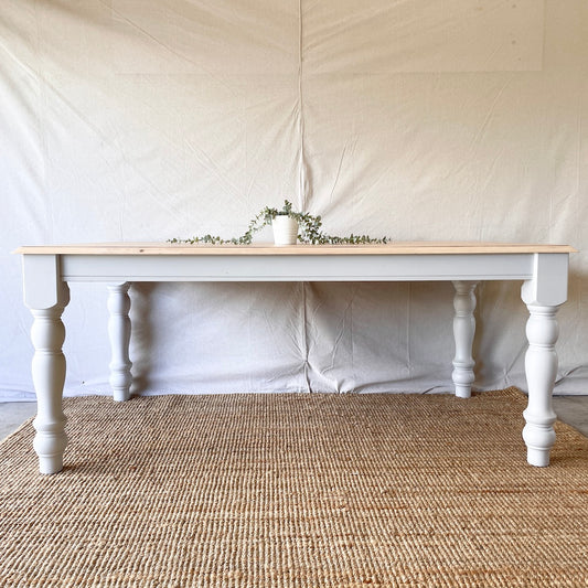 Hamptons Country Dining Room Table