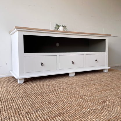 Hamptons Style Entertainment Unit