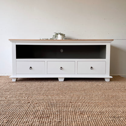 Hamptons Style Entertainment Unit