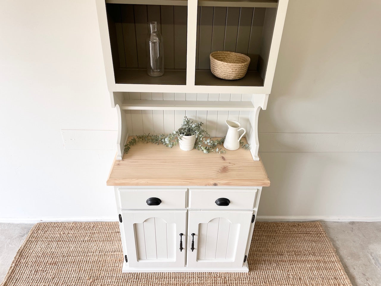 Hamptons Country Buffet Hutch