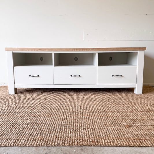 Hamptons Style Entertainment Unit