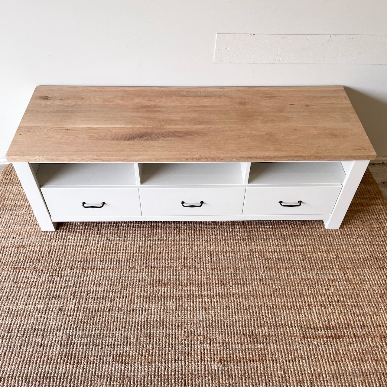 Hamptons Style Entertainment Unit