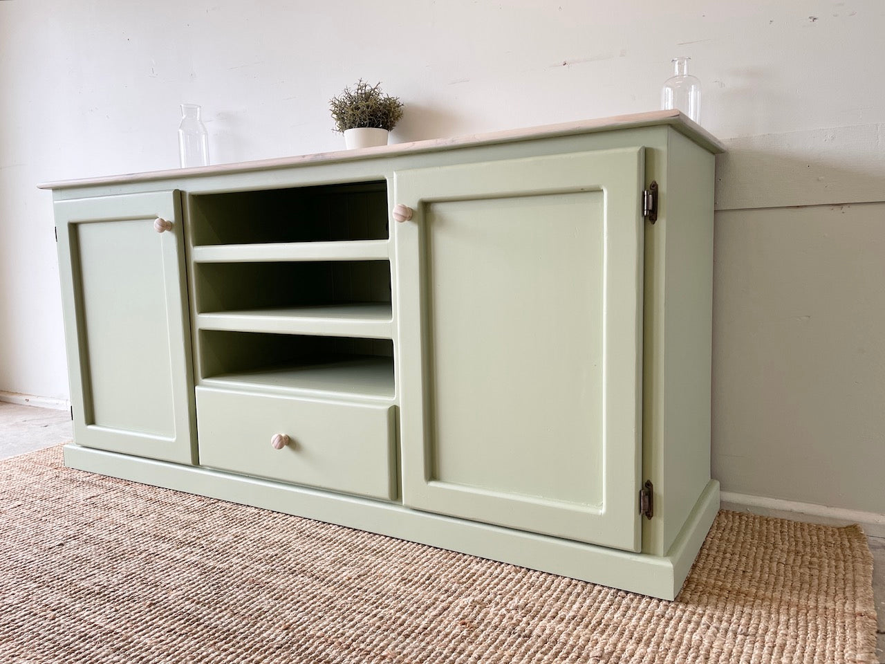 Cottage Farmhouse Entertainment unit