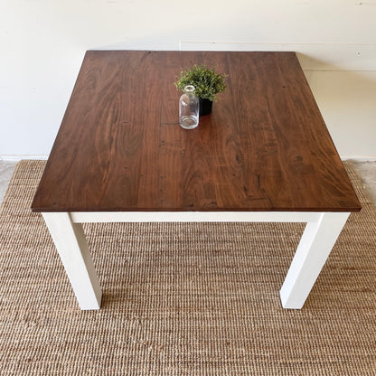 Country Farmhouse Dining Room Table