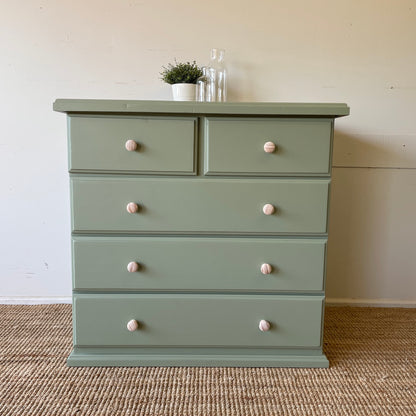 Country Farmhouse Bedroom Drawers