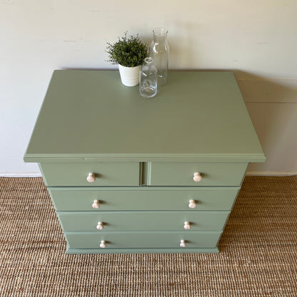 Country Farmhouse Bedroom Drawers