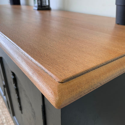 Hamptons Country Sideboard