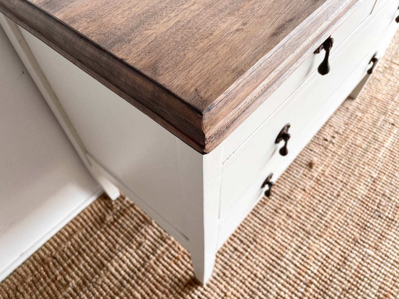 Farmhouse Style Bedroom Drawers