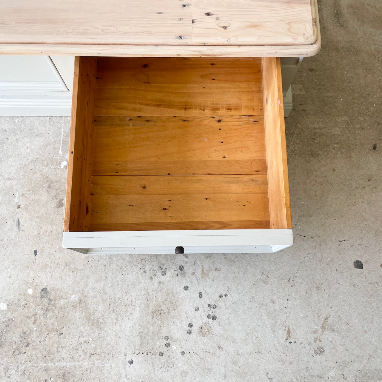 French Farmhouse Coffee Table