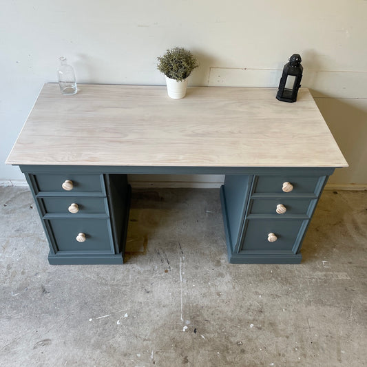 Country Farmhouse Desk