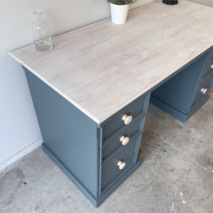 Country Farmhouse Desk