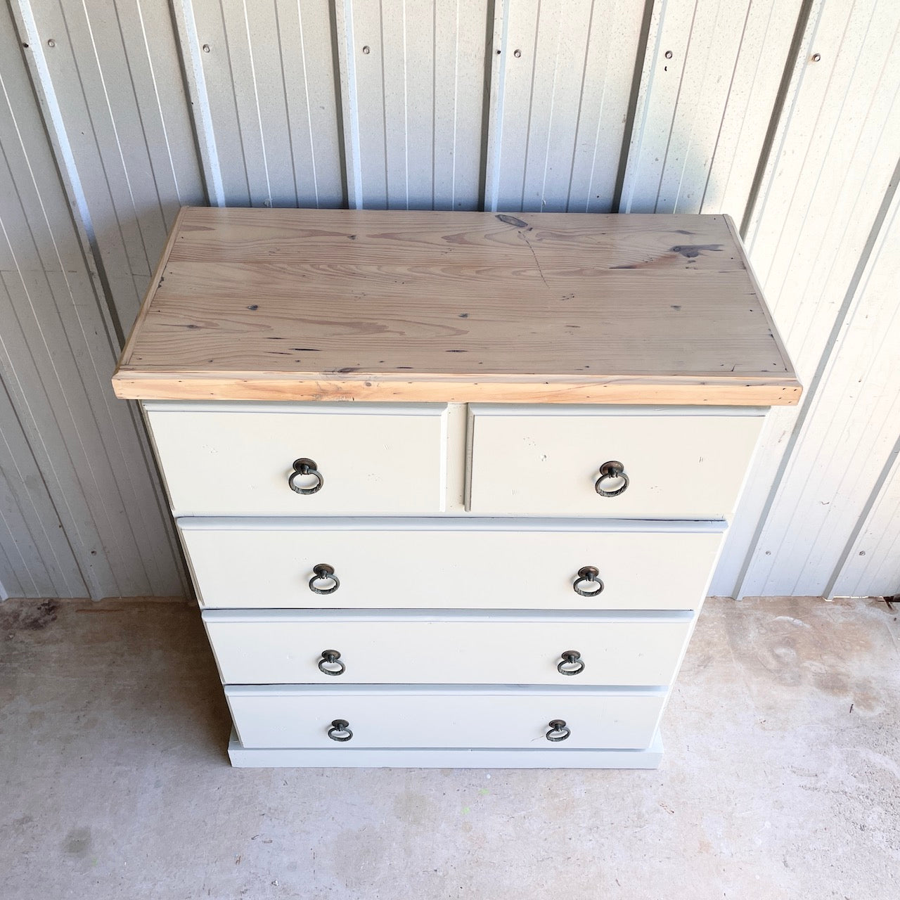 Country Farmhouse Chest of Drawers