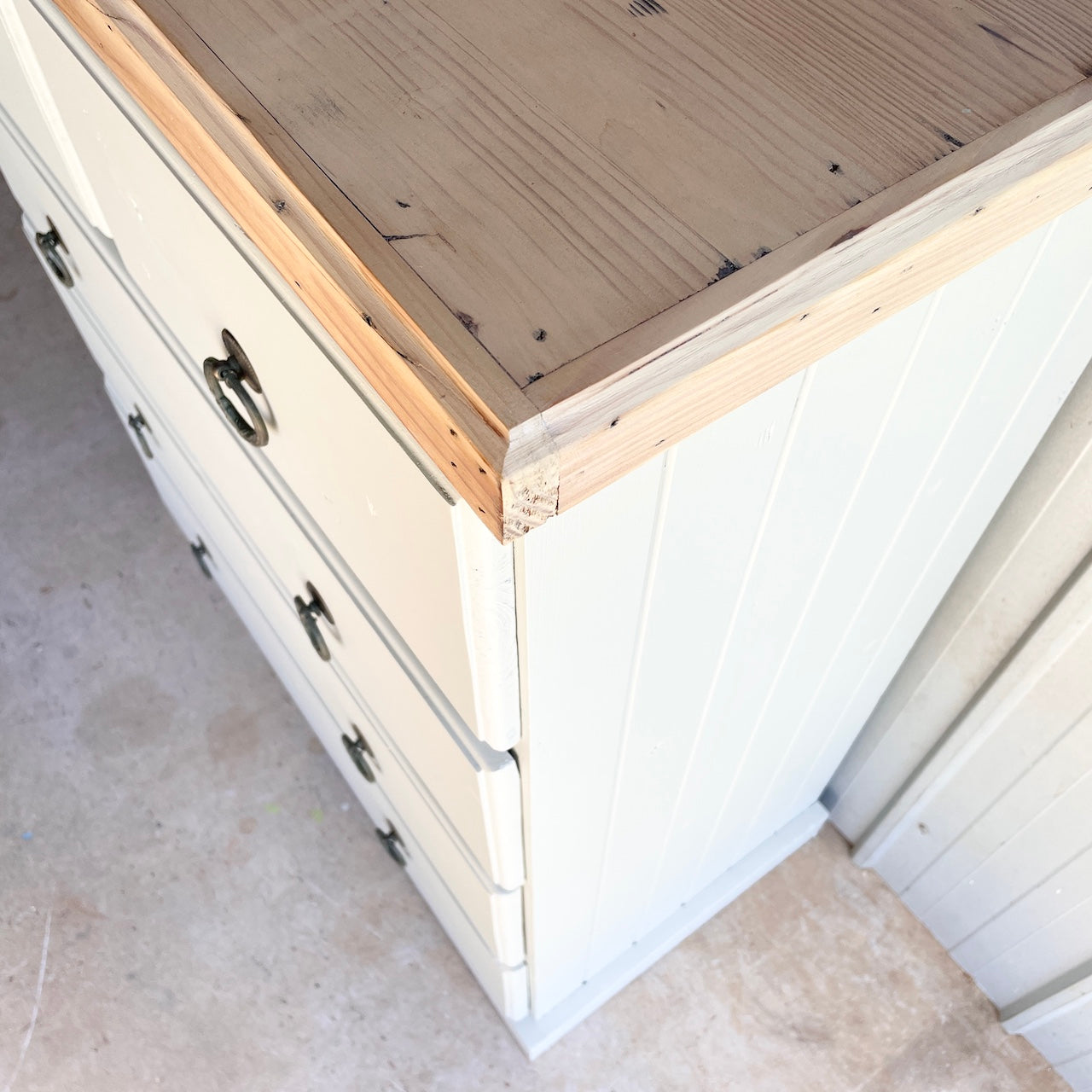 Country Farmhouse Chest of Drawers