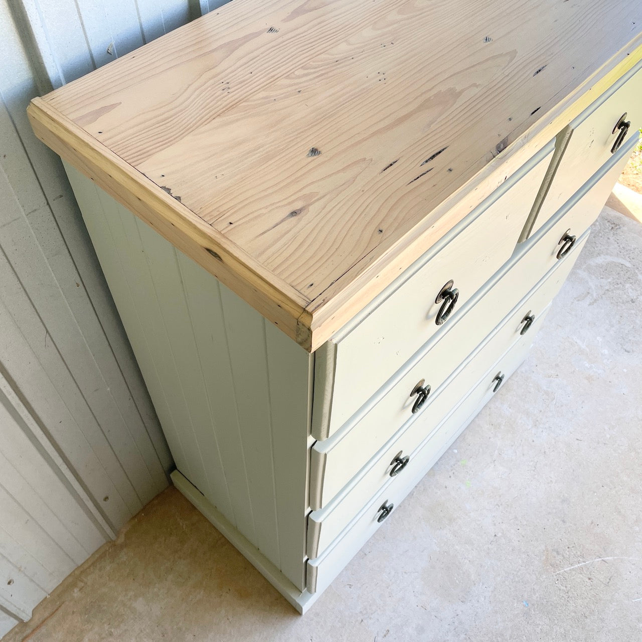 Country Farmhouse Chest of Drawers