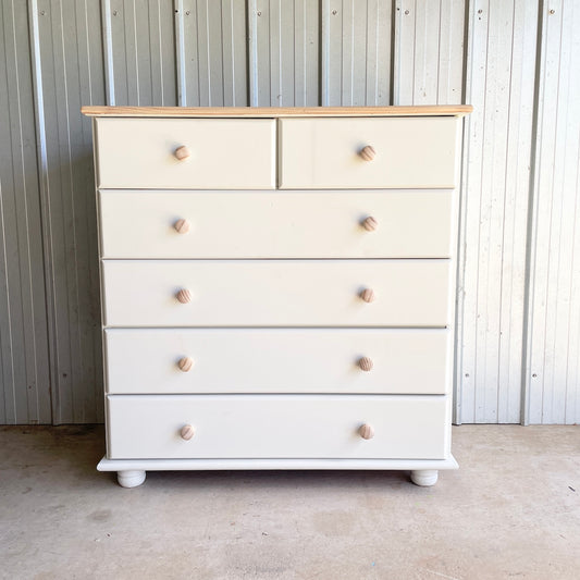 Hamptons Style Chest of Drawers
