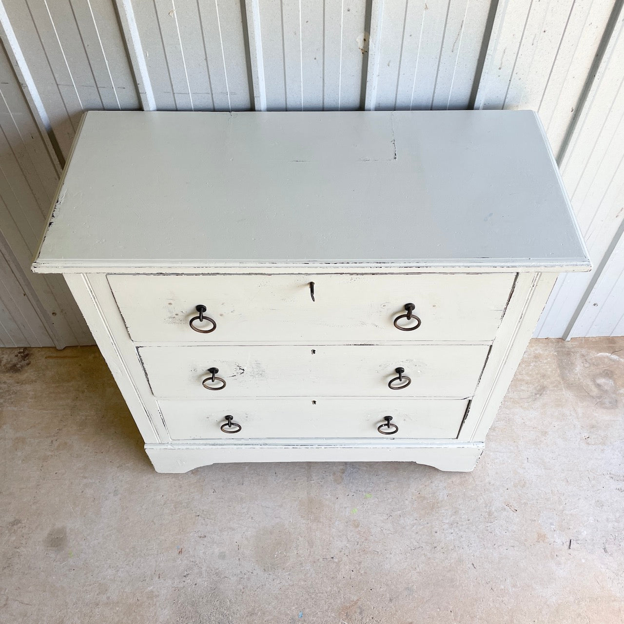 Rustic Farmhouse Bedroom Drawers