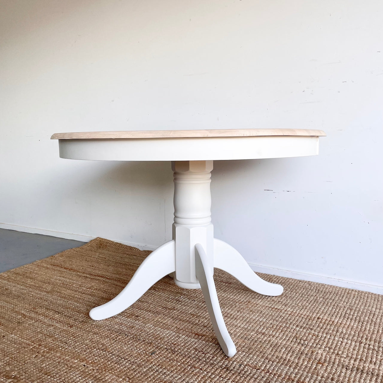 Round Hamptons Style Dining Table