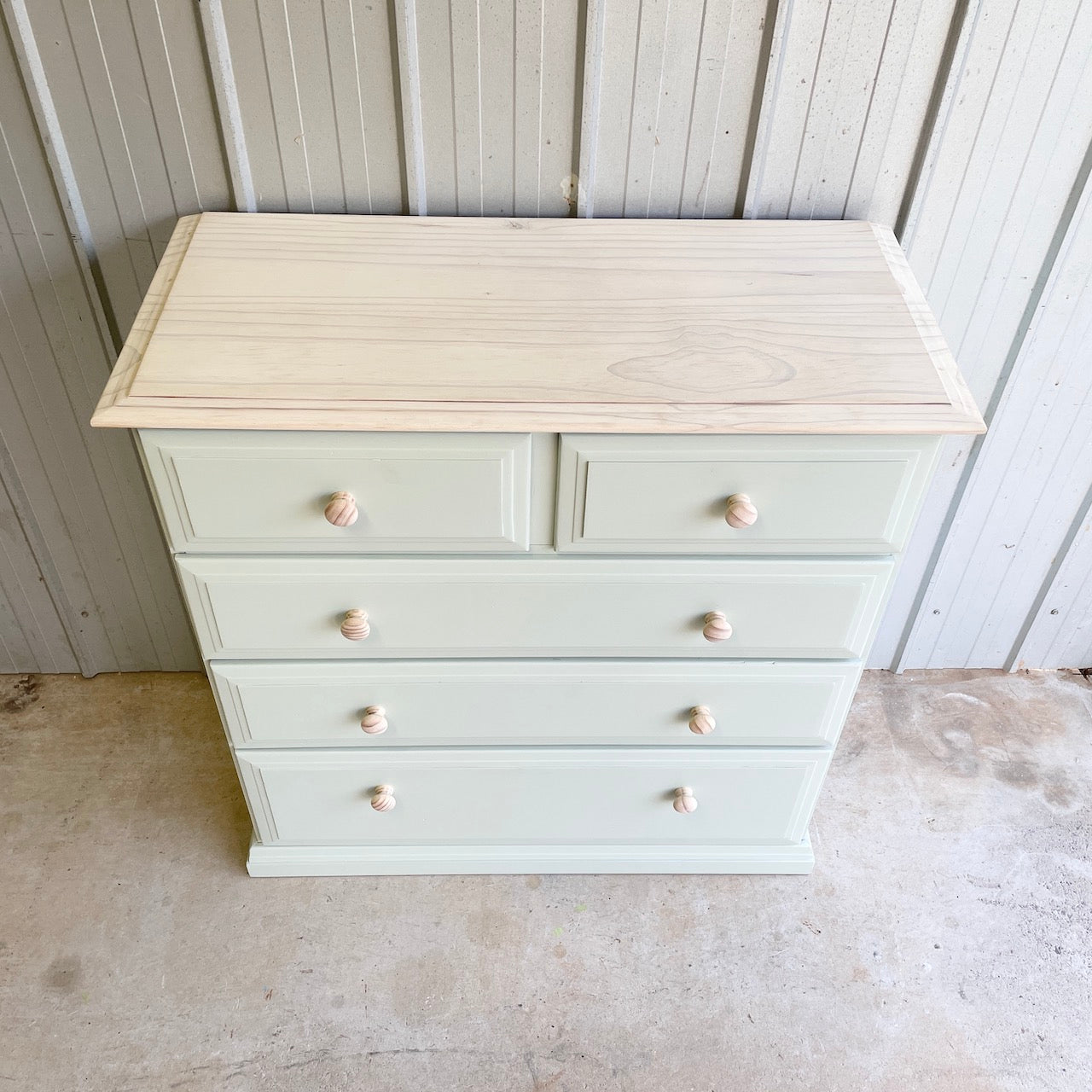 Country Farmhouse Chest of Drawers