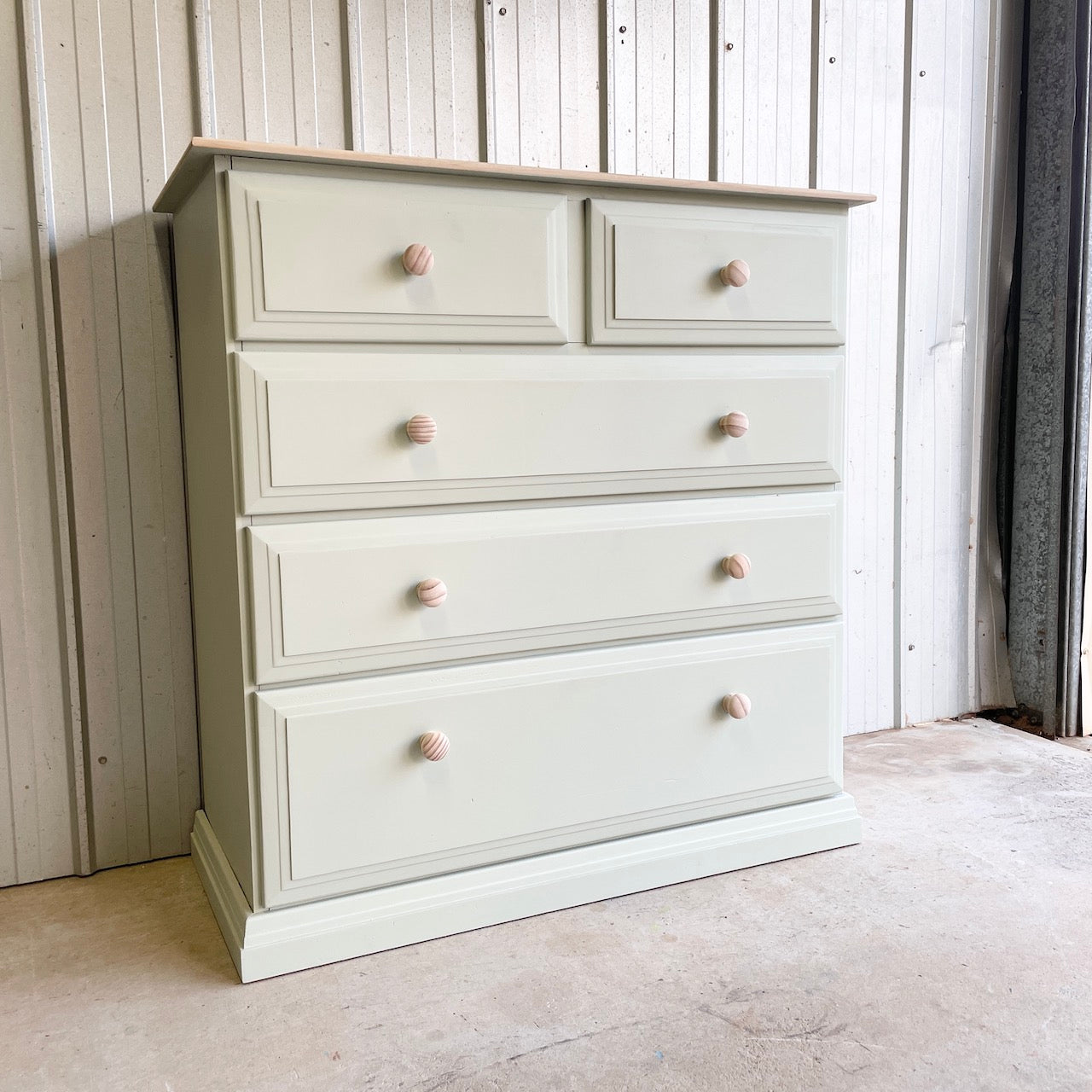 Country Farmhouse Chest of Drawers