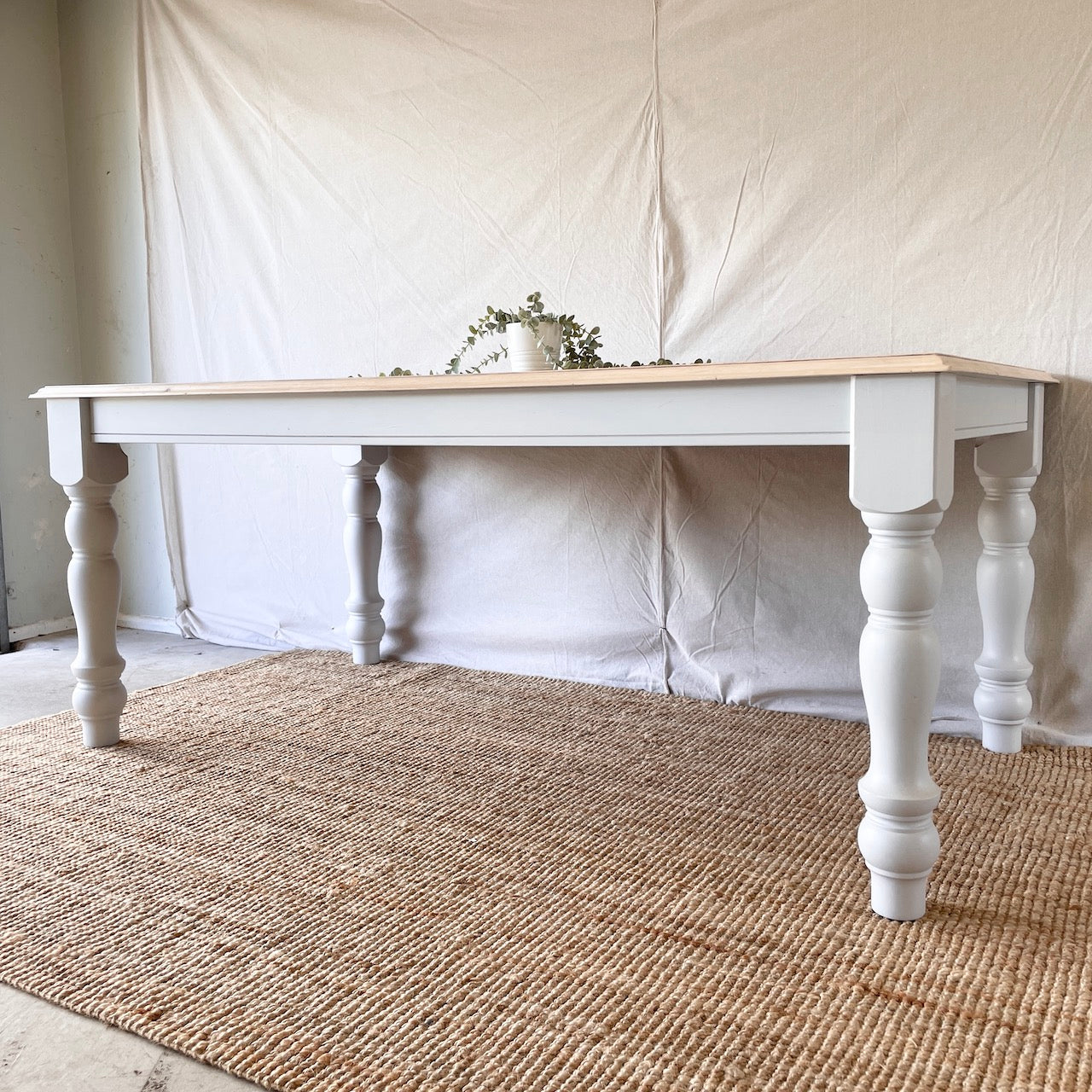 Hamptons Country Dining Room Table