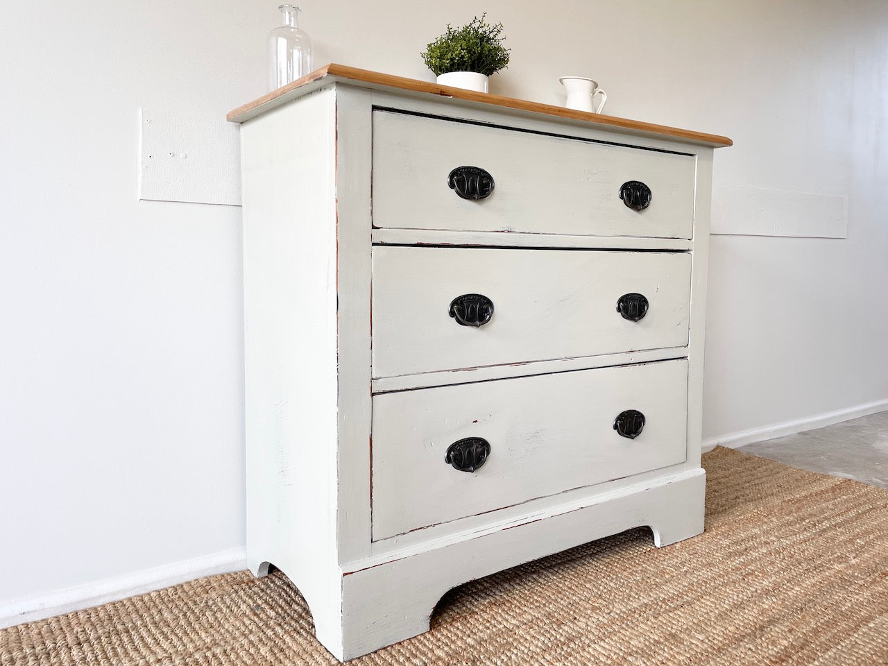 Rustic Farmhouse Bedroom Drawers