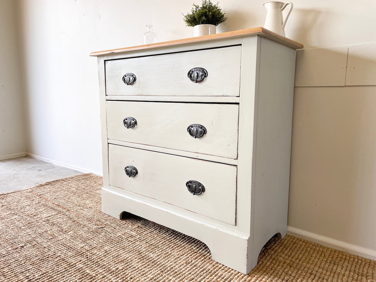 Rustic Farmhouse Bedroom Drawers